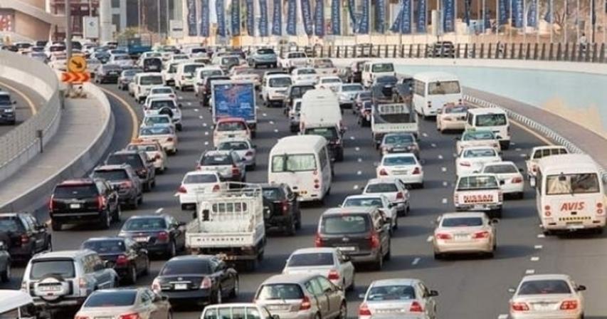 Police issue warning after accidents cause traffic jam in Dubai