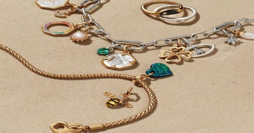 UAE: The reason why expats purchase gold jewelry before embarking on summer holidays.