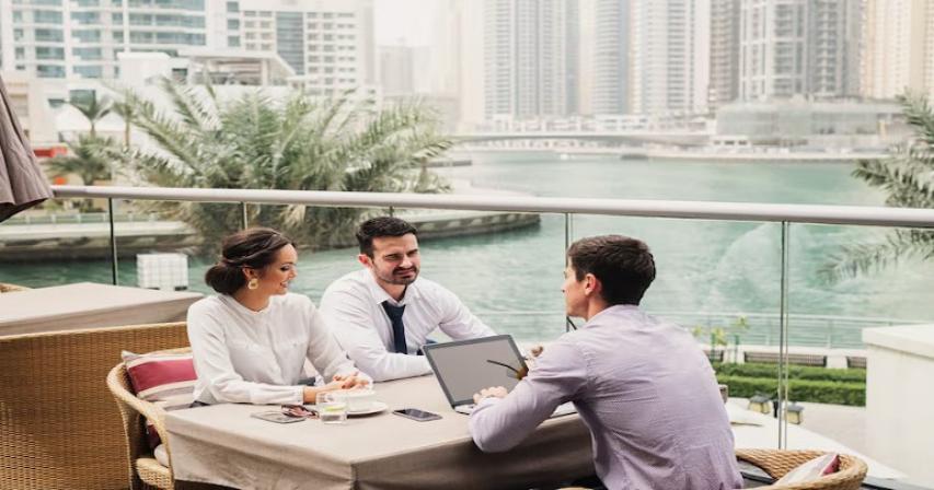 how-to-get-a-job-in-dubai