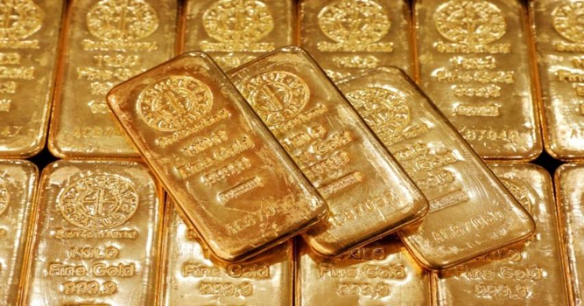 Dubai gold prices fall again after recent peak